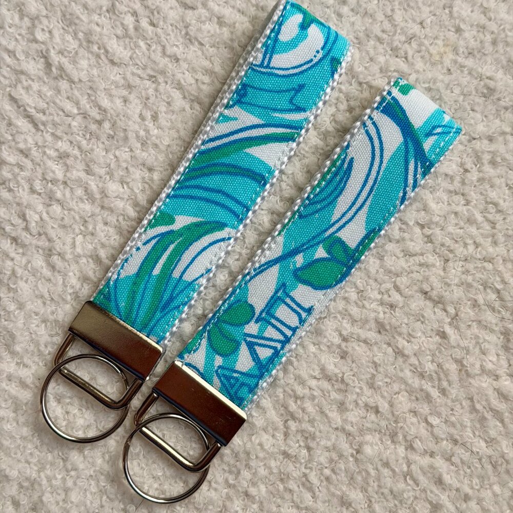 Lilly Pulitzer Alpha Delta Pi ADPi Key Chain